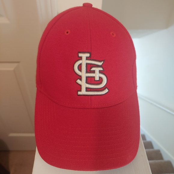 St. Louis Cardinals Team Logo Twins Enterprise Branded Red Adjustable Cap Hat - Picture 3 of 7